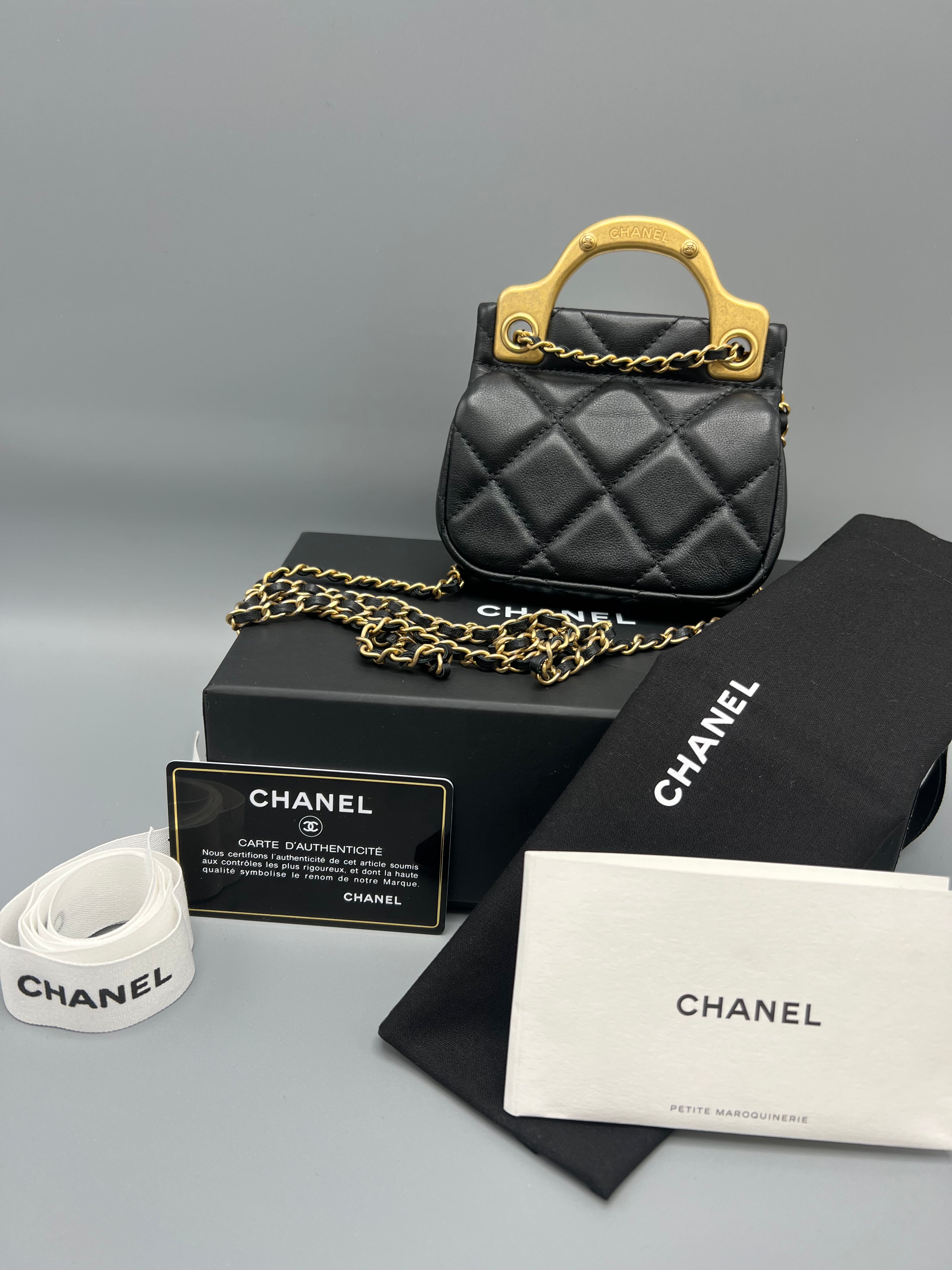 Pre-owned Chanel Micro Flap Shoulder bag with top handle